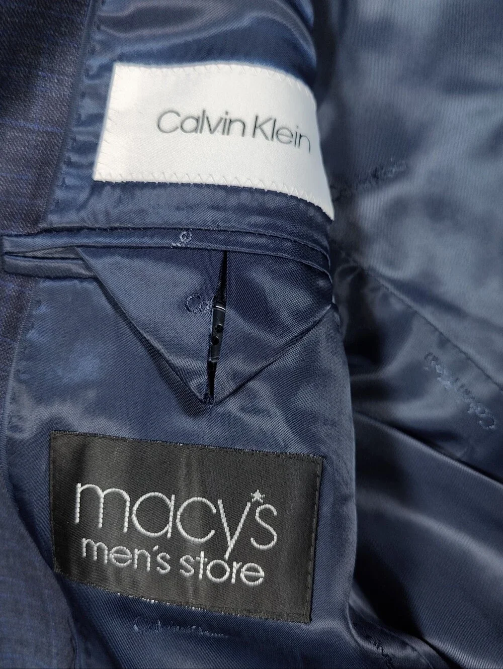 Calvin Klein shoulder ~16